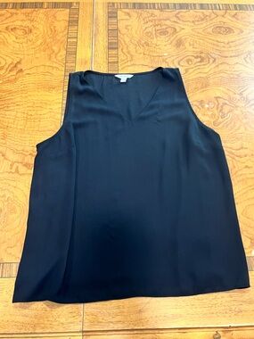 Nine West Black Sleeveless V-Neck Shell Top
